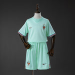 France 26-27 | Kids | Away